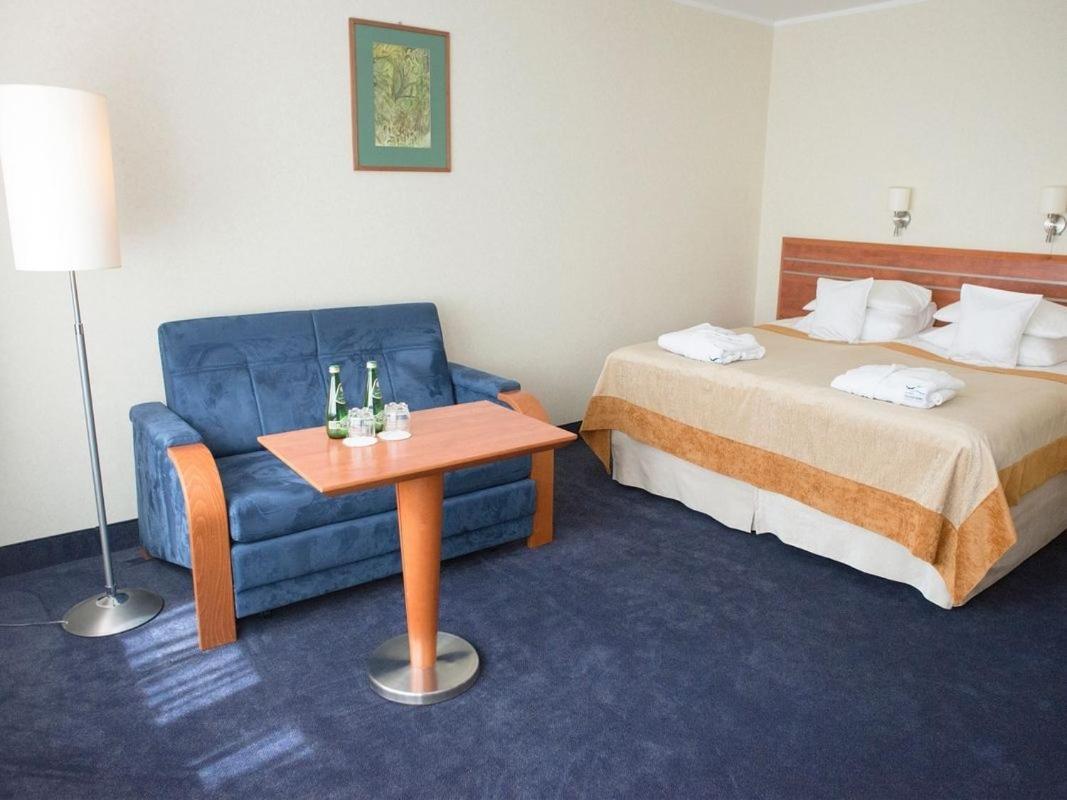 Hotel Nadmorski Гдиня Екстериор снимка