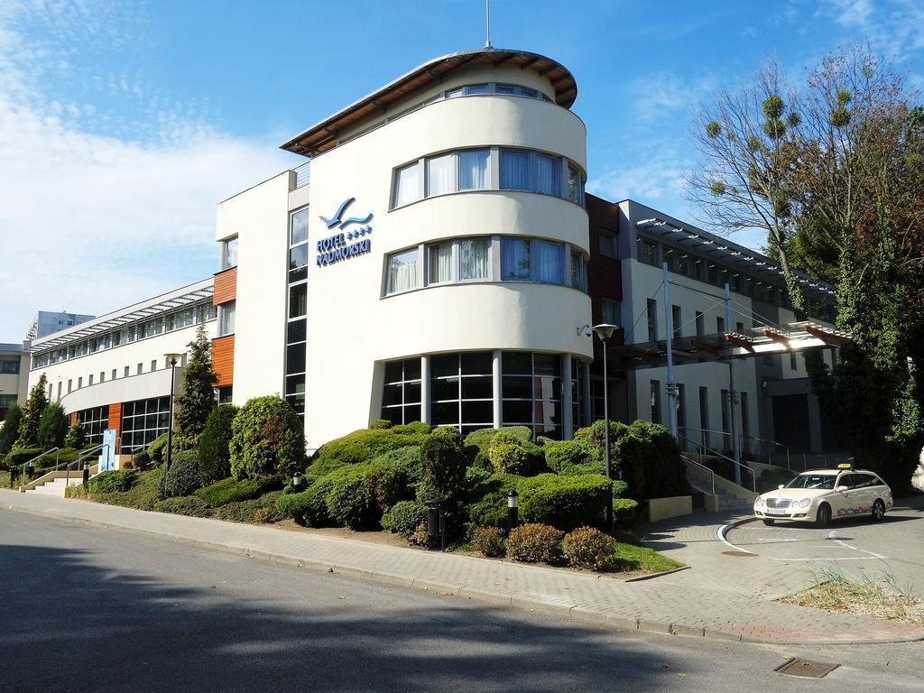 Hotel Nadmorski Гдиня Екстериор снимка