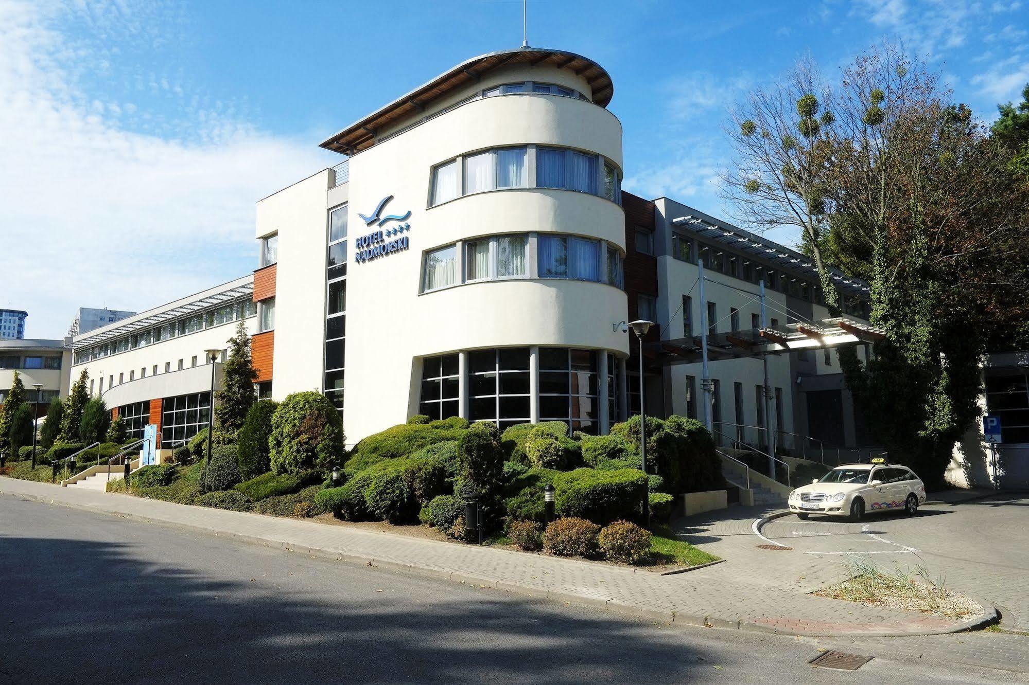 Hotel Nadmorski Гдиня Екстериор снимка